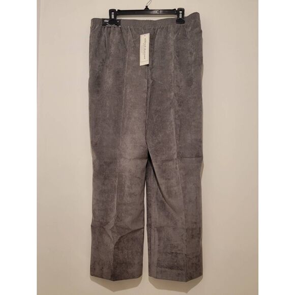 Alfred Dunner Classics Straight Leg Corduroy Pants Size 14 Short Gray - Picture 3 of 11